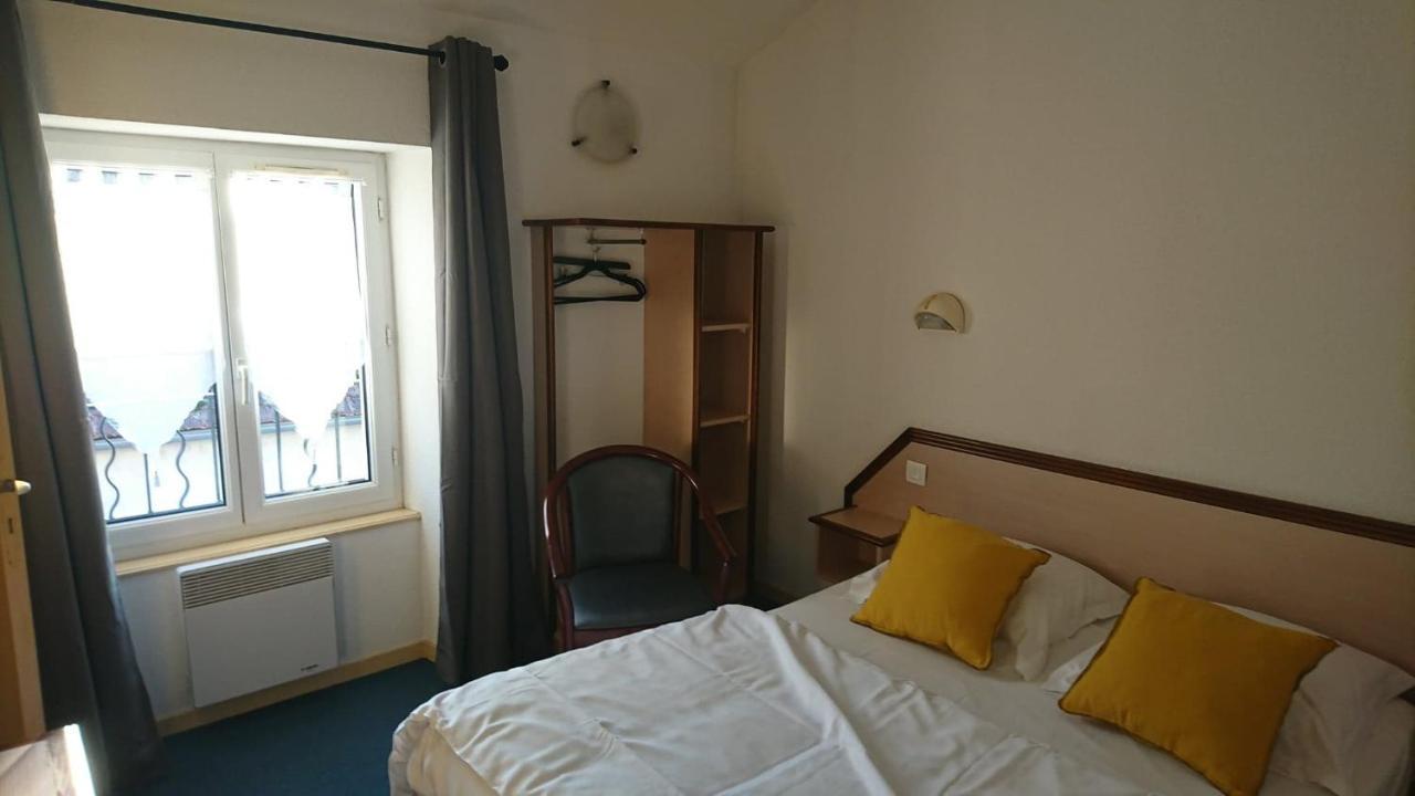 Hotel Les Deux Porches Verrieres  Luaran gambar