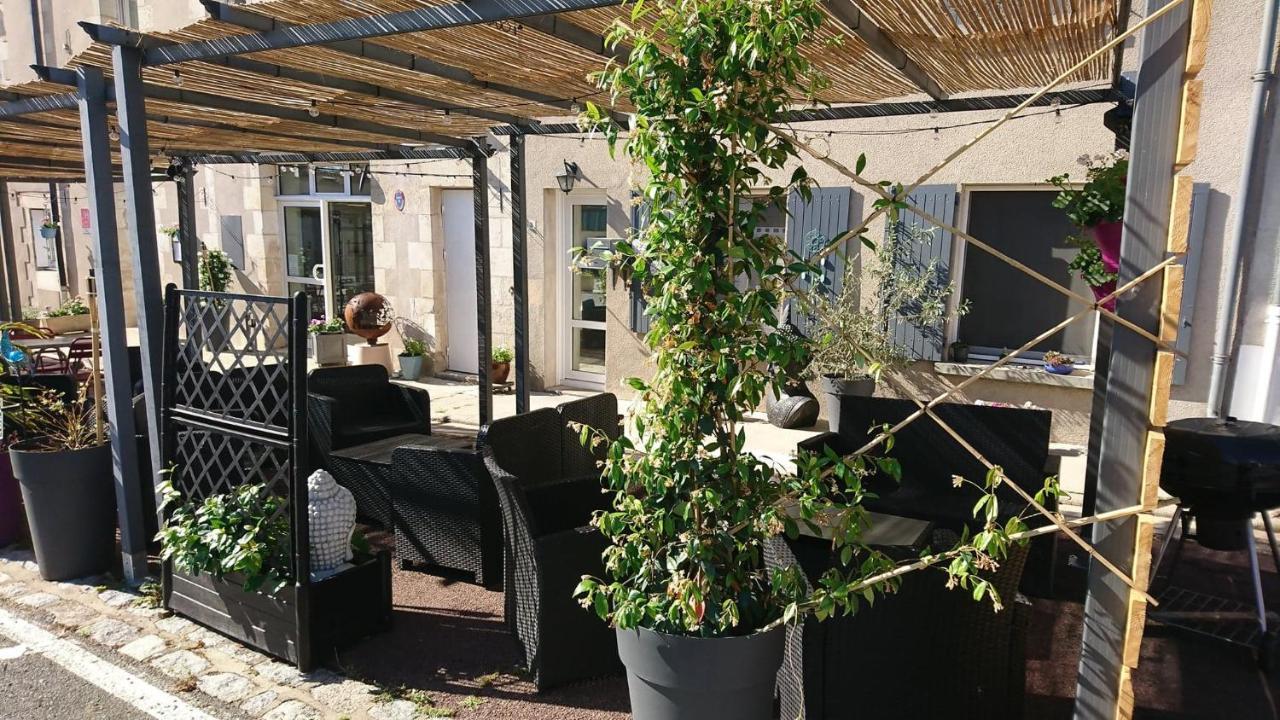 Hotel Les Deux Porches Verrieres  Luaran gambar