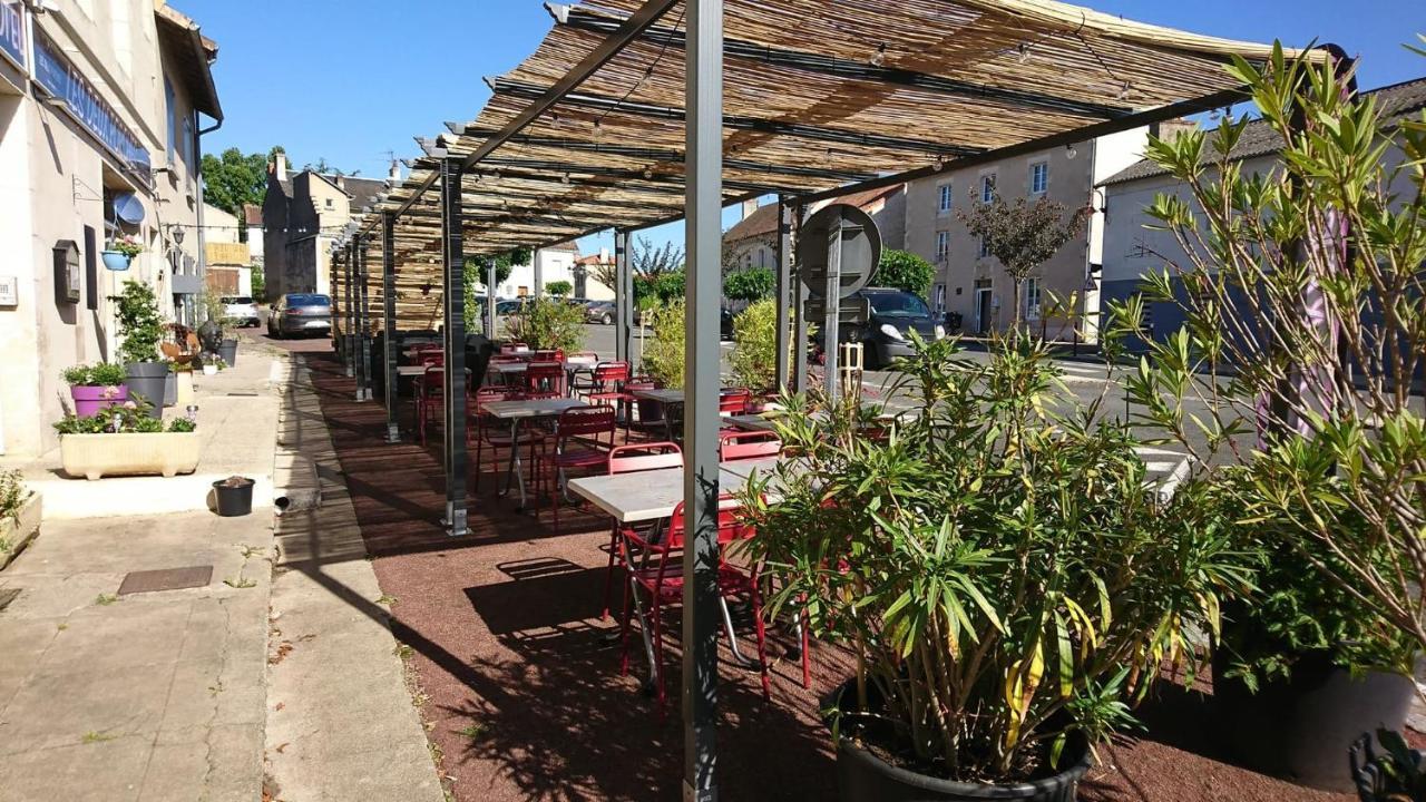 Hotel Les Deux Porches Verrieres  Luaran gambar