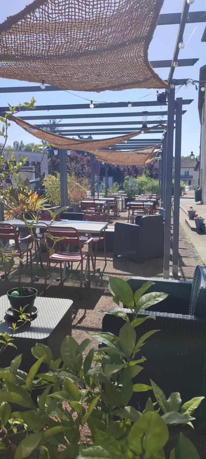 Hotel Les Deux Porches Verrieres  Luaran gambar
