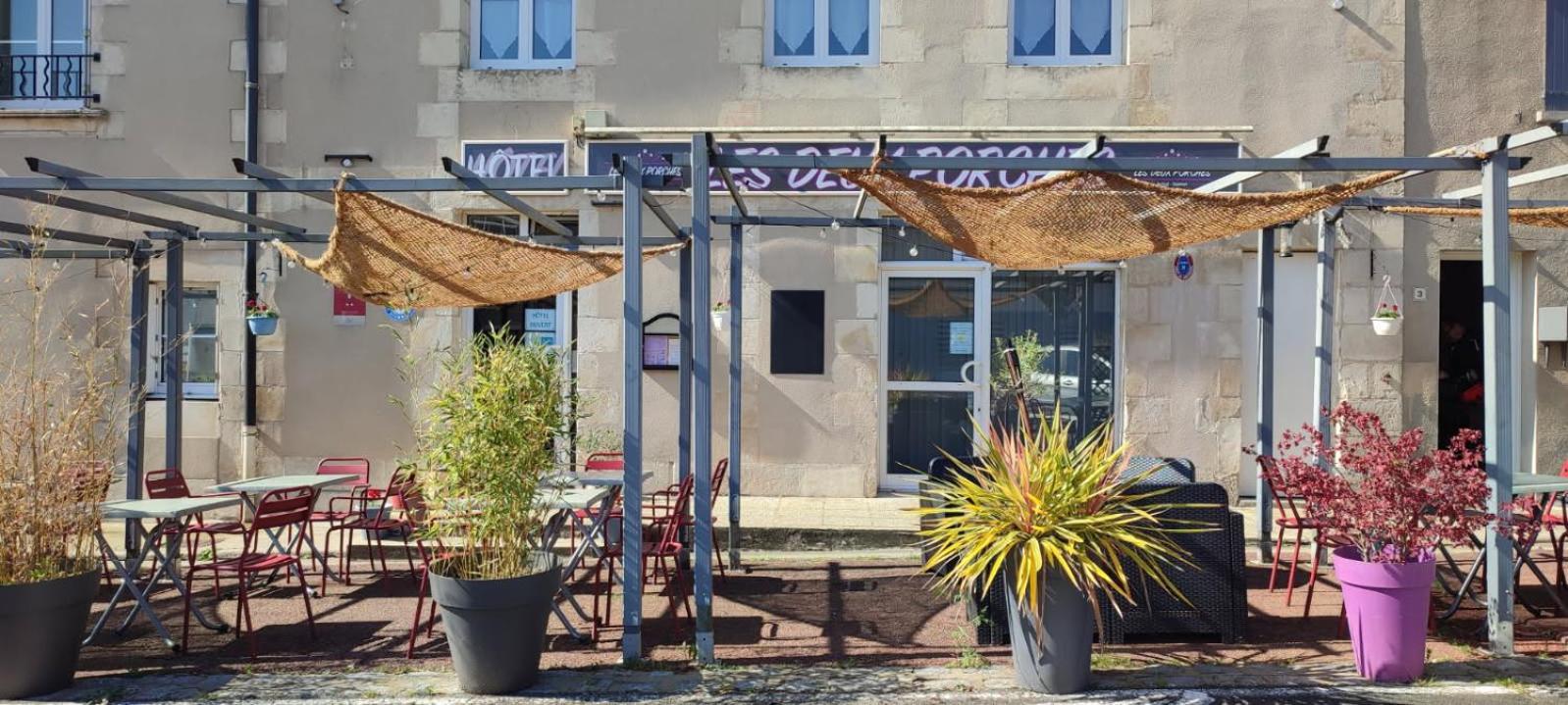 Hotel Les Deux Porches Verrieres  Luaran gambar